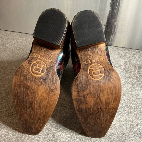 Roper Black Floral Embroidered Cowgirl Boots - Size 9.5 - Picture 12 of 16